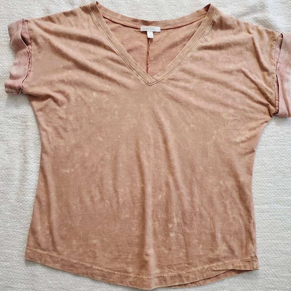 Vintage-style Burnt Orange V-neck - Picture 1 of 4